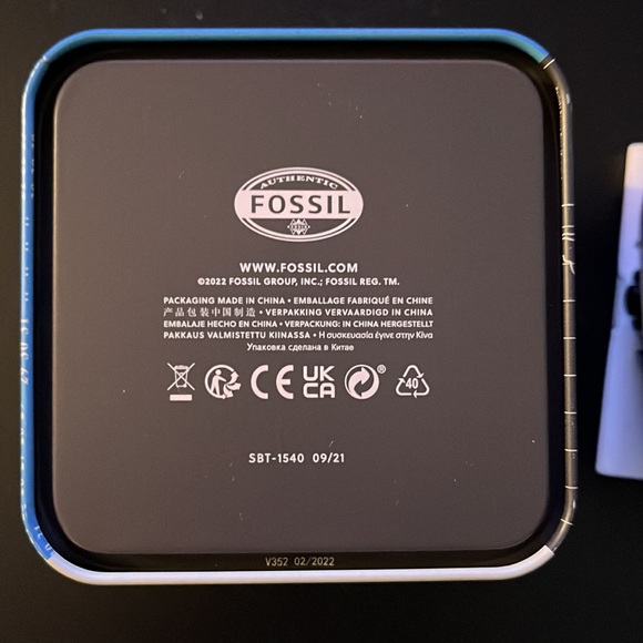 NWT Men’s Fossil brown leather wristband analogue watch with big face. - Picture 3 of 5